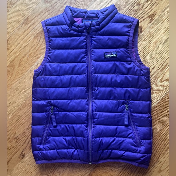 Patagonia Girls Down Vest Size 4T